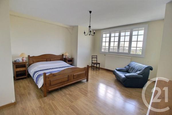 Maison à vendre  8 pièces - 174,21 m 2   NOGENT LE ROI  - 28