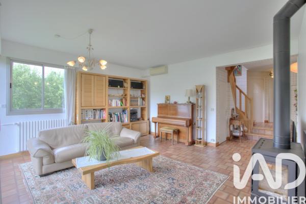 Maison à vendre 8 pièces 163 m² Bures-sur-Yvette