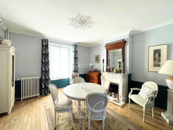 Maison de village de 218 m²