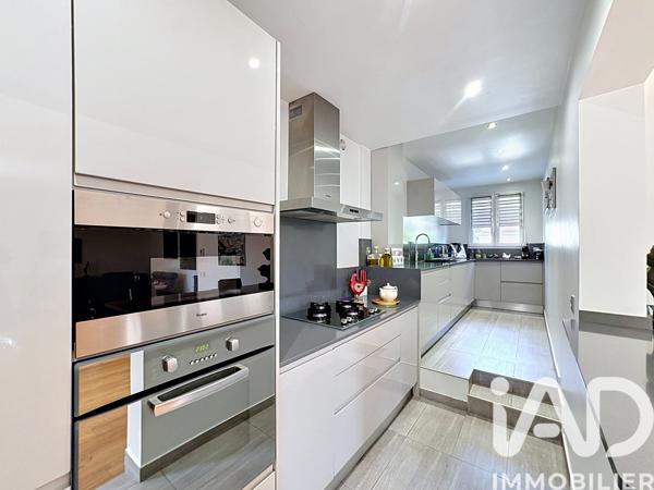 Maison à vendre 6 pièces 170 m² Saint-Maur-des-Fossés