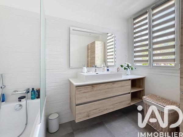 Maison à vendre 6 pièces 170 m² Saint-Maur-des-Fossés