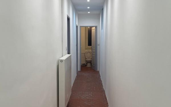 Appartement à louer    8 pièces • 188,15 m2 Toulon