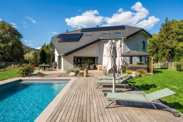 ?BIEN RARE - MAISON D’ARCHITECTE À 8 MINUTES DE REMIREMONT !?