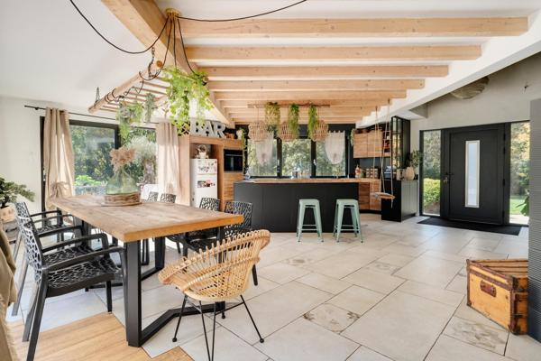 ?BIEN RARE - MAISON D’ARCHITECTE À 8 MINUTES DE REMIREMONT !?