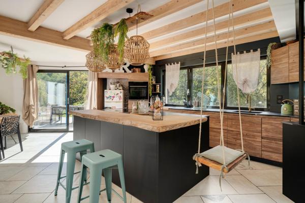 ?BIEN RARE - MAISON D’ARCHITECTE À 8 MINUTES DE REMIREMONT !?