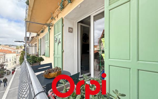 Appartement à vendre    2 pièces • 45,04 m2 Bandol