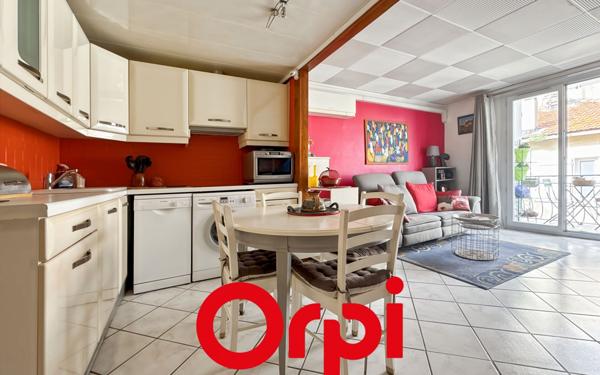 Appartement à vendre    2 pièces • 45,04 m2 Bandol