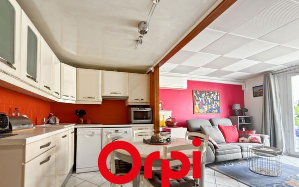 Appartement à vendre    2 pièces • 45,04 m2 Bandol