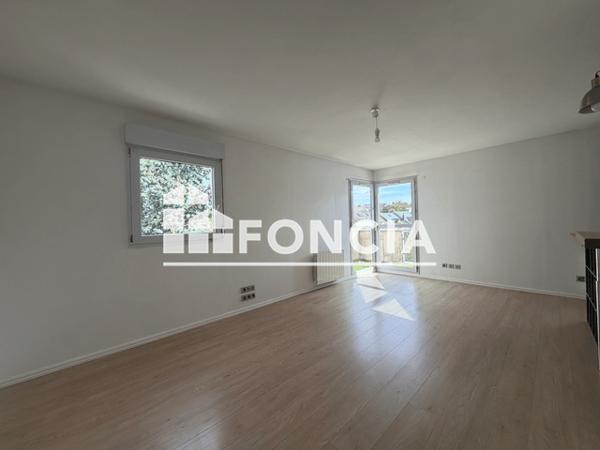 Location Appartement 3 pièces 60.7 m² - 2 & 4 RUE JEAN LAILLET Chartres 28000