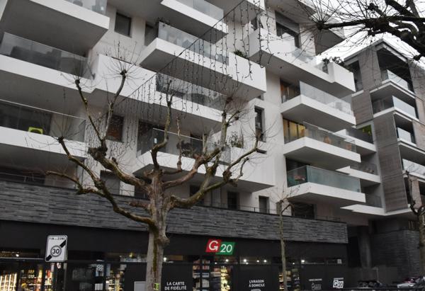 ASNIERES SUR SEINE - F4 AVEC BALCON TERRASSE ET PARKING