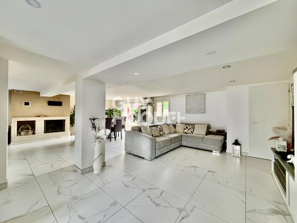 MAISON À VENDRE DE 5 PIÈCES DE 160,00 M²