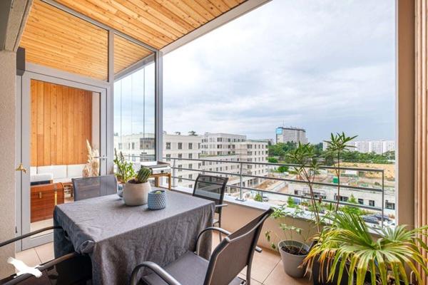 Appartement à vendre |  Bron |  2 pièces | 42 m²