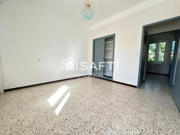 A SAISIR SUR CARPENTRAS MAISON  TRADITIONNELLE DE 162 M²  AVEC TERRAIN DE 453 M²