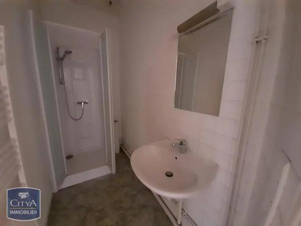 Appartement à louer 4 pièces 71.09m² Besançon (25000)