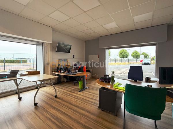 Vente
                Local d'activité1046 m² - SAINT LO (50000)