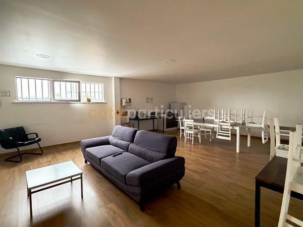 Vente
                Local d'activité1046 m² - SAINT LO (50000)