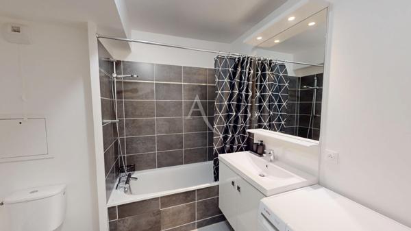 Montévrain - 2 pièces avec balcon et parking et vue dégagée sur parc