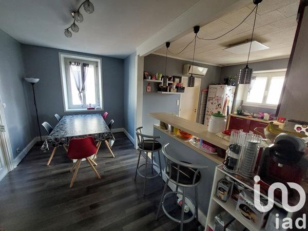 Appartement 5 pièces de 105 m² à Montceau-les-Mines (71300)