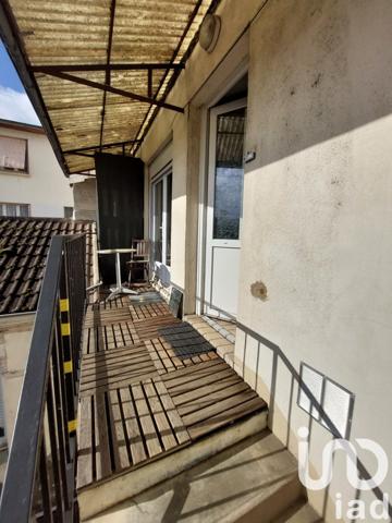 Appartement 5 pièces de 105 m² à Montceau-les-Mines (71300)