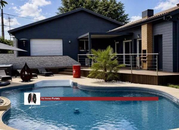 PODENSAC – Maison entièrement rénovée – Piscine et Jacuzzi