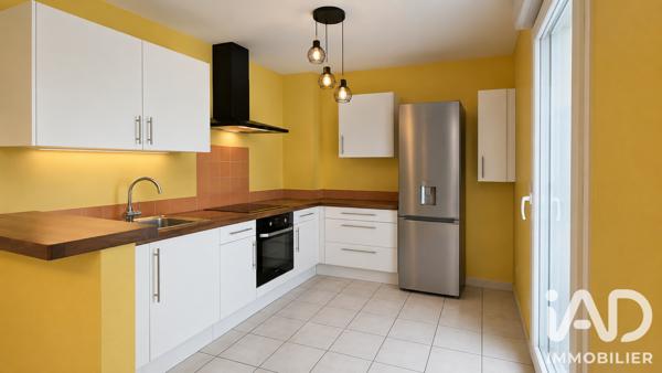 Appartement à vendre 3 pièces 71 m² Petit-Couronne