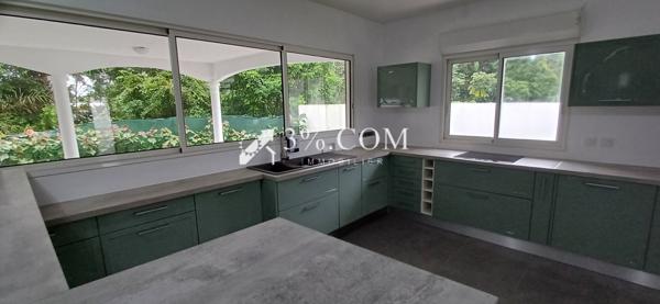 Villa individuelle de type F4 à Louer à Matoury  Matoury (97351)