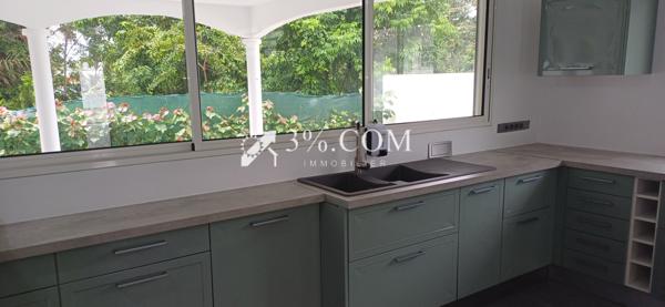 Villa individuelle de type F4 à Louer à Matoury  Matoury (97351)