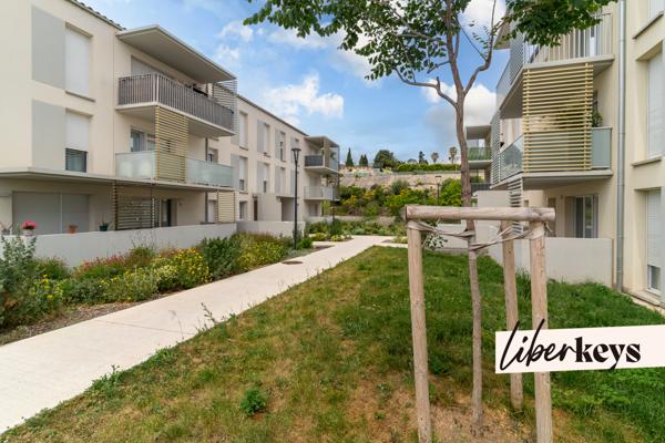 Appartement lumineux 4 Pièces avec terrasse et double stationnement 