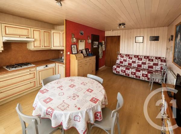 Appartement T2 à vendre  2 pièces - 32 m 2   MOUTHE  - 25