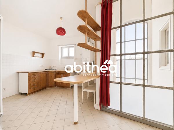GRAND APPARTEMENT T3 DE 75 M² EN PLEIN COEUR HISTORIQUE AVEC ASCENSEUR