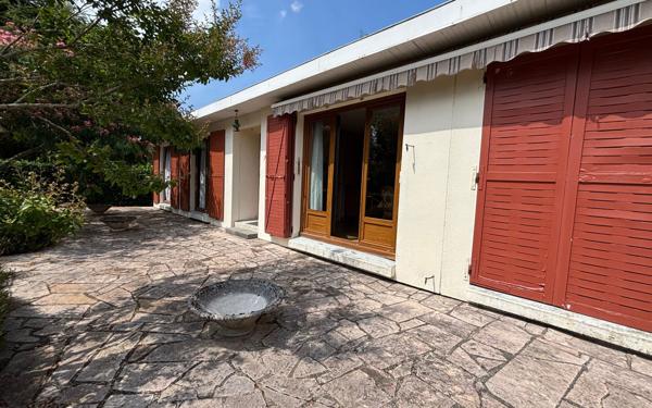 Maison à vendre    4 pièces •  Cussac