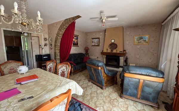 Maison à vendre    4 pièces •  Cussac