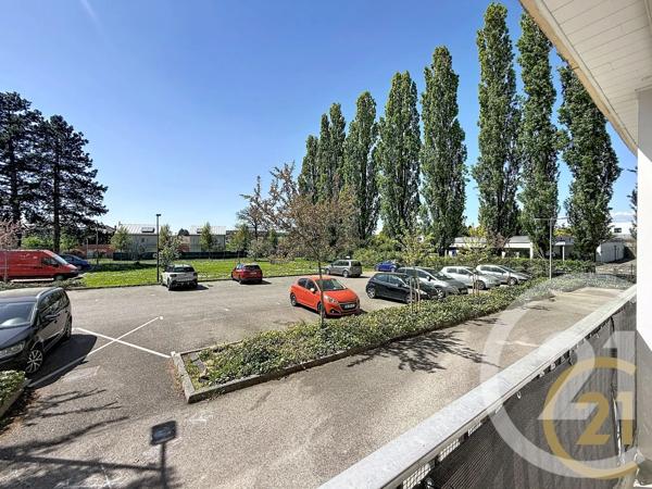 Appartement F5 à vendre  5 pièces - 90 m 2   MONTBELIARD  - 25