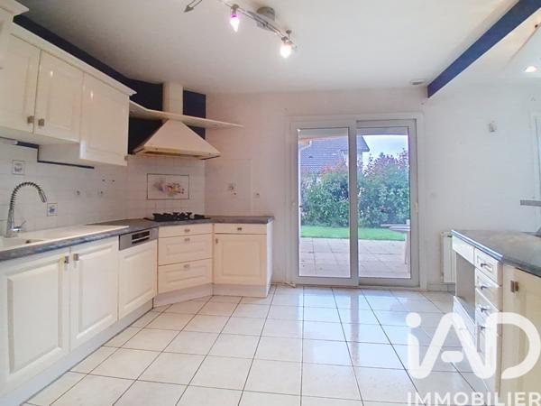 Maison à vendre 5 pièces 135 m² Bourg-en-Bresse