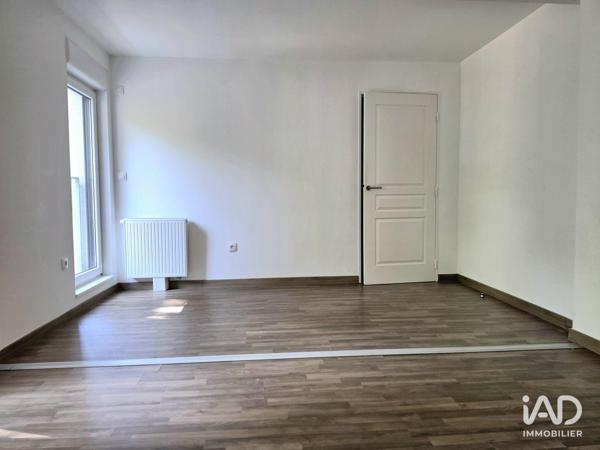 Location appartement 3 pièces 60 m² Paris 10