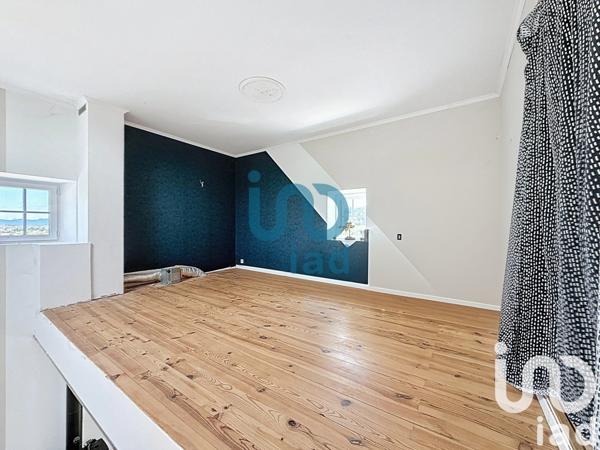 Maison 8 pièces de 182 m² à Salindres (30340)