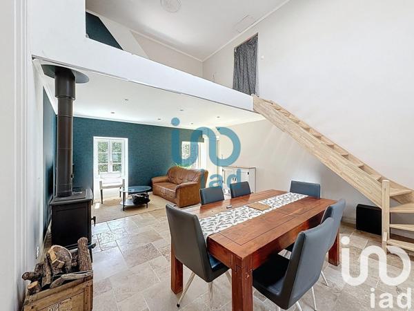 Maison 8 pièces de 182 m² à Salindres (30340)