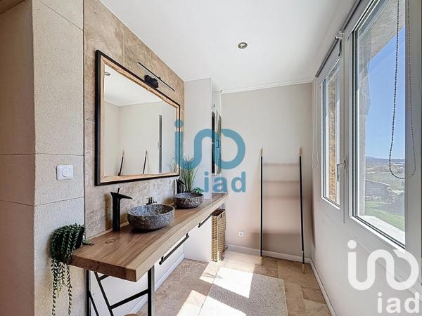 Maison 8 pièces de 182 m² à Salindres (30340)