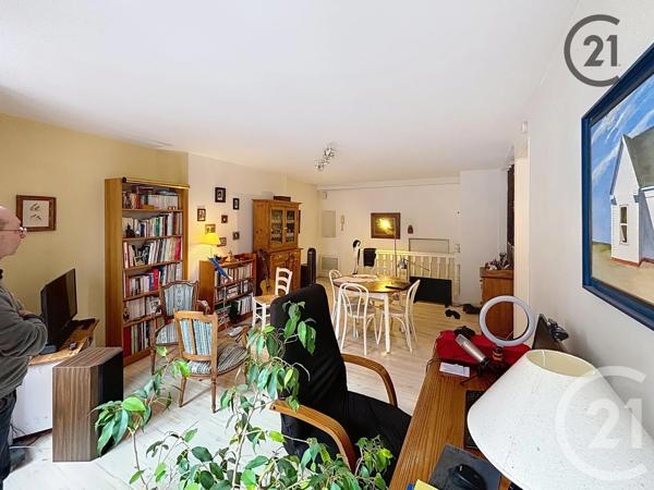 Appartement F4 à vendre  4 pièces - 73,63 m 2   AUXERRE  - 89