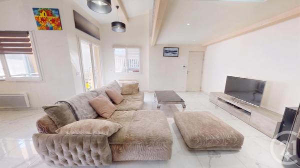 Appartement T3 à vendre  3 pièces - 74 m 2   PONTARLIER  - 25