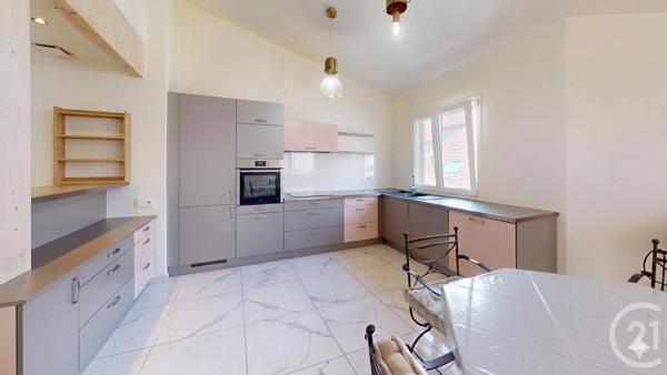 Appartement T3 à vendre  3 pièces - 74 m 2   PONTARLIER  - 25