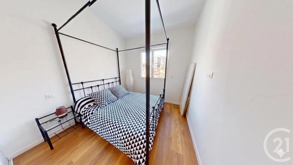 Appartement T3 à vendre  3 pièces - 74 m 2   PONTARLIER  - 25