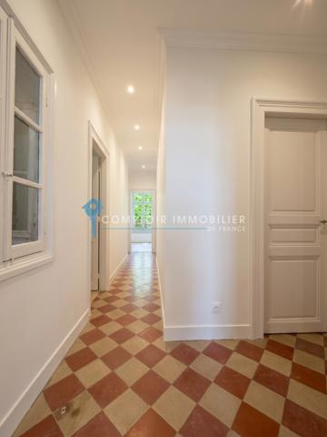 Appartement
                                                                                                                                                                                                                                                                                                                        3 pièce(s)                                                                                                                                                                                                          2 chambre(s)                                                                                                                                                                                                          78  m²