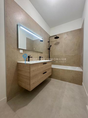 Appartement
                                                                                                                                                                                                                                                                                                                        3 pièce(s)                                                                                                                                                                                                          2 chambre(s)                                                                                                                                                                                                          78  m²