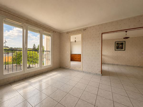 Appartement Dammarie Les Lys 5 pièces 102 m2