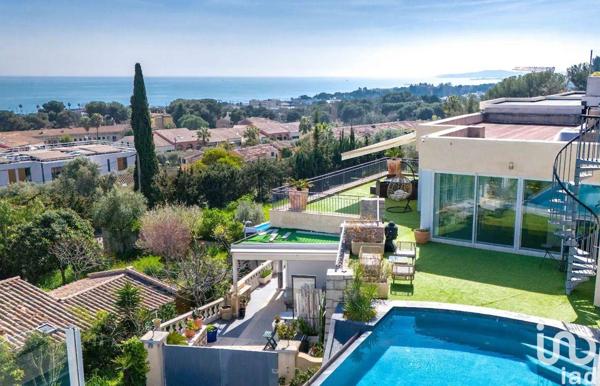Appartement à vendre 5 pièces 157 m² Villeneuve-Loubet