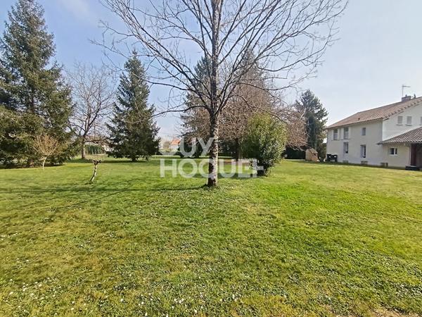 Maison familiale en pierre ? 5 chambres et dépendance