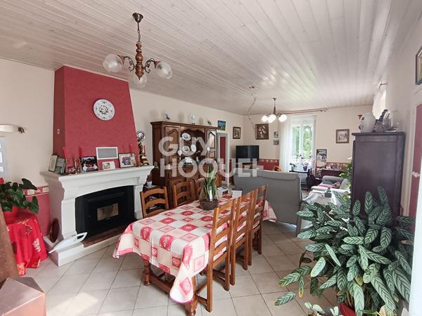 Maison familiale en pierre ? 5 chambres et dépendance