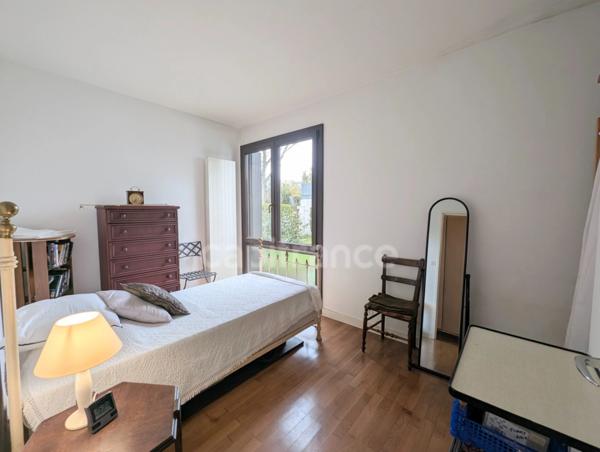 Maison à vendre 4 pièces - Haut Cenon - Garage - Jardins