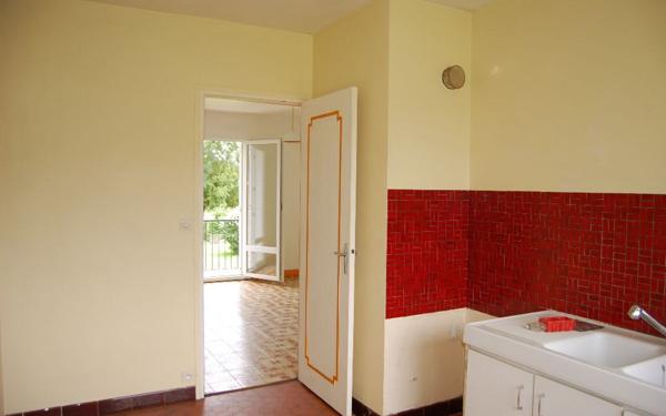 Maison à louer    3 pièces •  Saint-Bouize